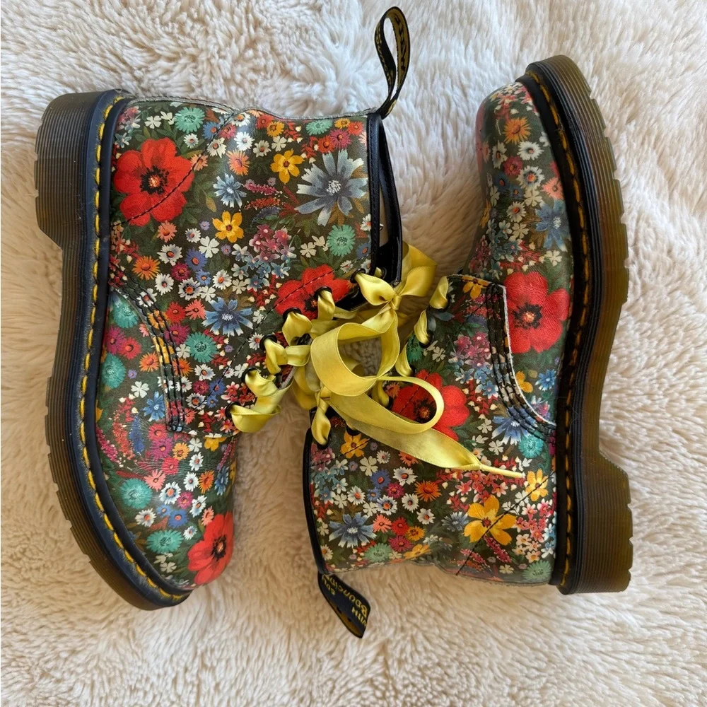 Dr. Martens Floral Boots with Yellow Laces - Picture 3 of 8